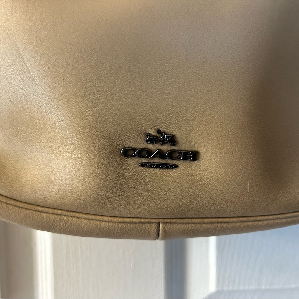 Coach Tan Shoulder Bag with Brass Hardware - Picture 3 of 10